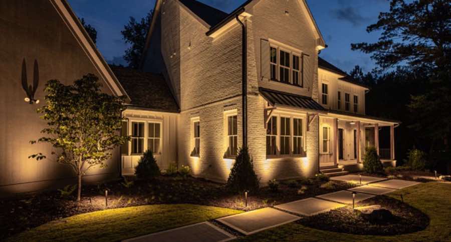 Landscape Lighting in Farmers Branch